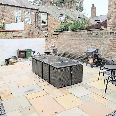 River Ouse Flat - 2 York