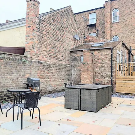 Apartman Ouse - No 2 *